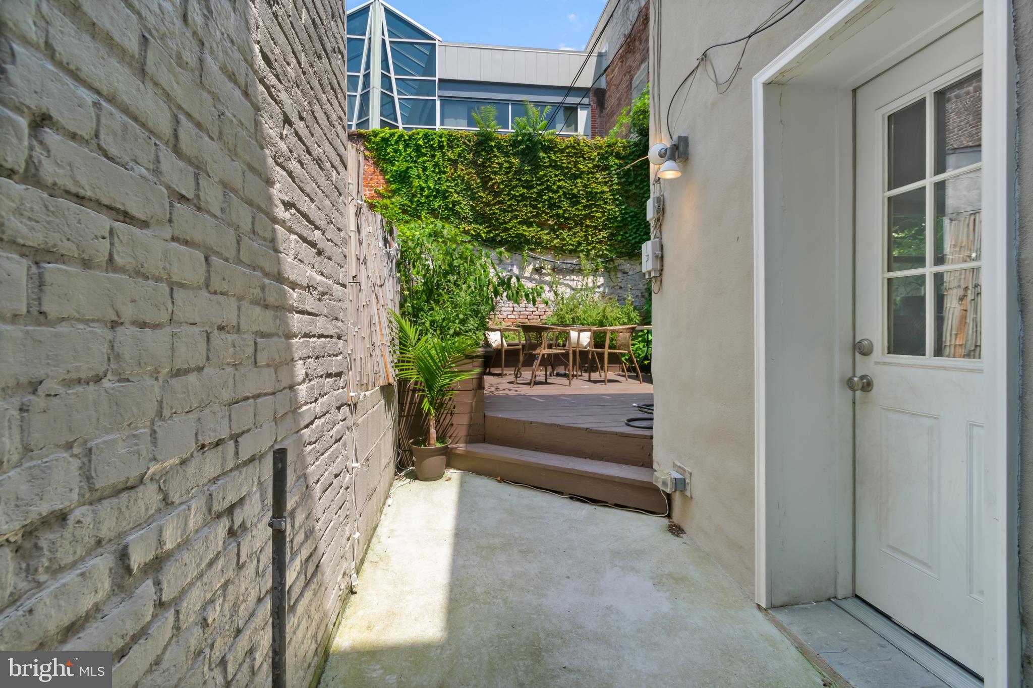12 East Henrietta Street Baltimore, MD 21230 - Photo 23 of 24 a stairs of the house with outdoor space