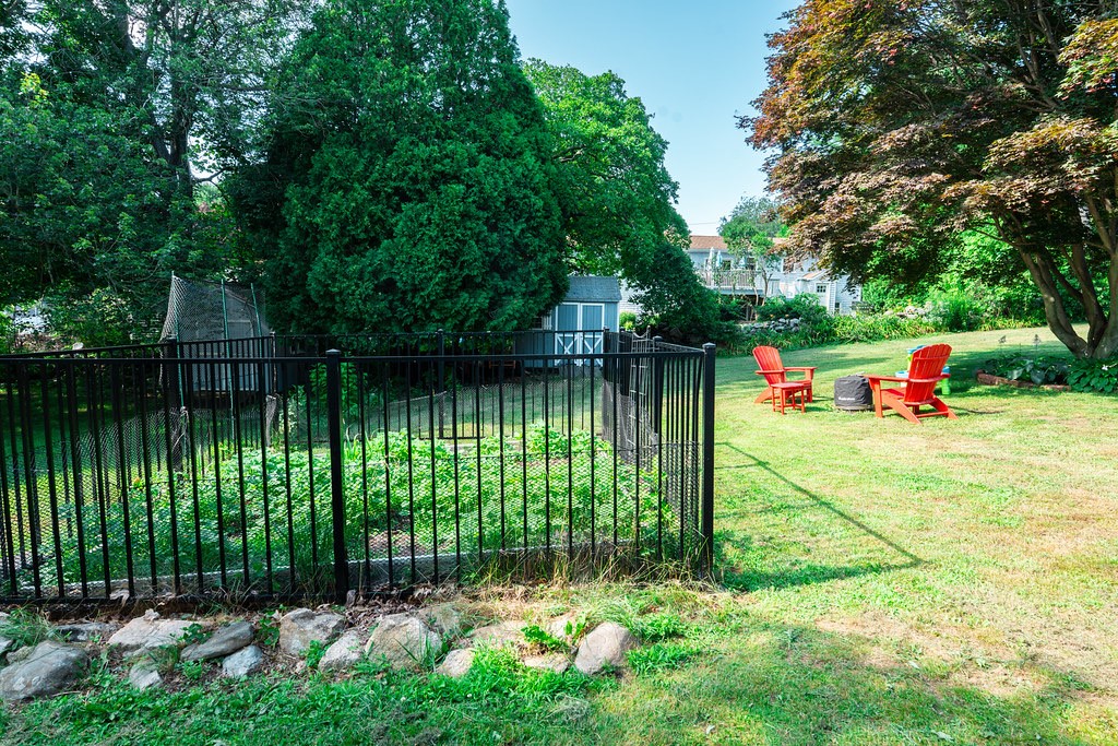 35 Old Pine Road Narragansett, RI 02882 - Photo 5 of 15