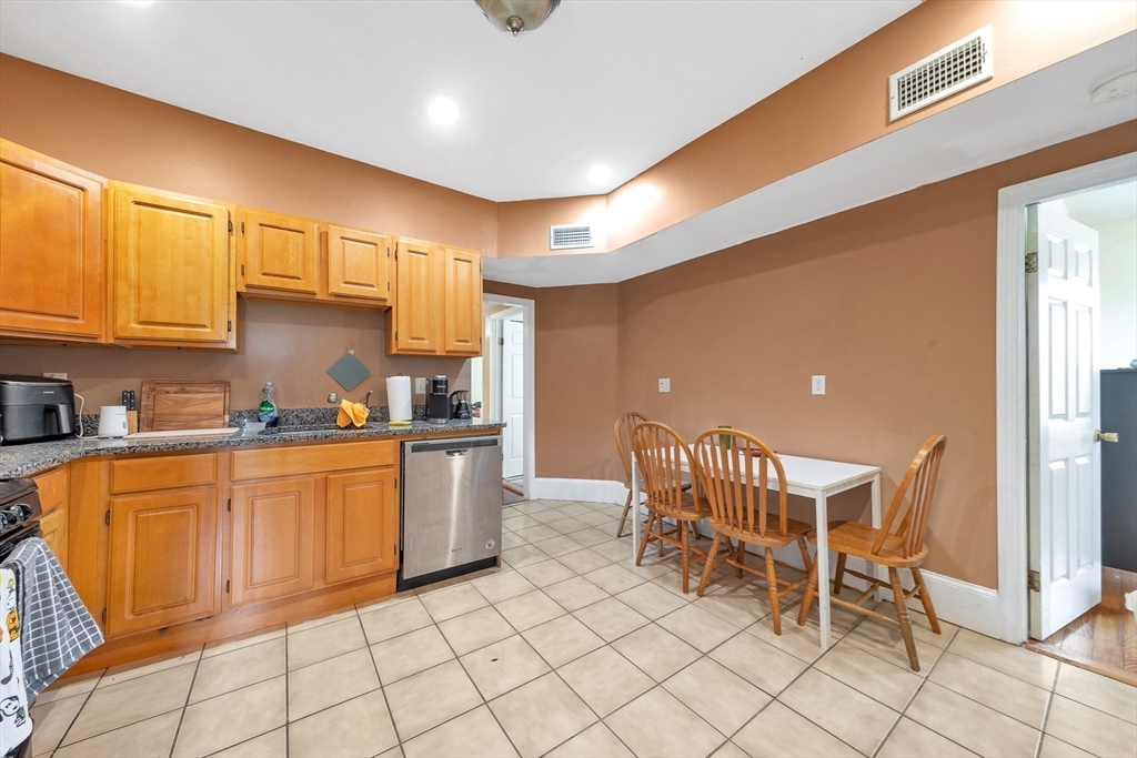 22 Fisher Avenue, Unit 3 Boston, MA 02120 - Photo 3 of 10