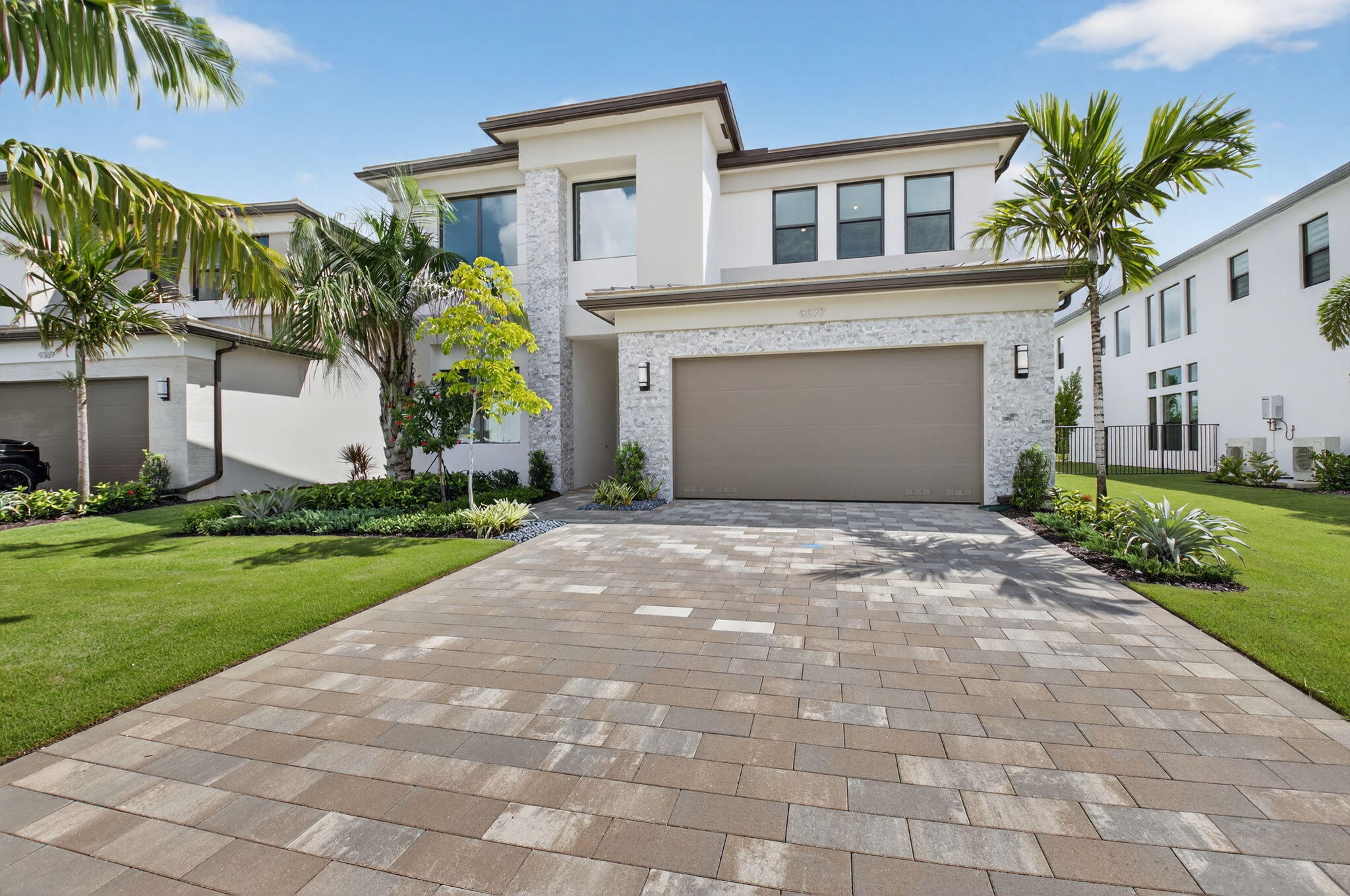 9377 Sunflower Mdw Road Boca Raton, FL 33434 - Photo 3 of 53 3-web-or-mls-040_DSC_5562