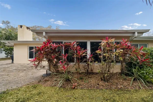 $610,000 | 2268 Indian Avenue, Belleair Bluffs, FL 33770