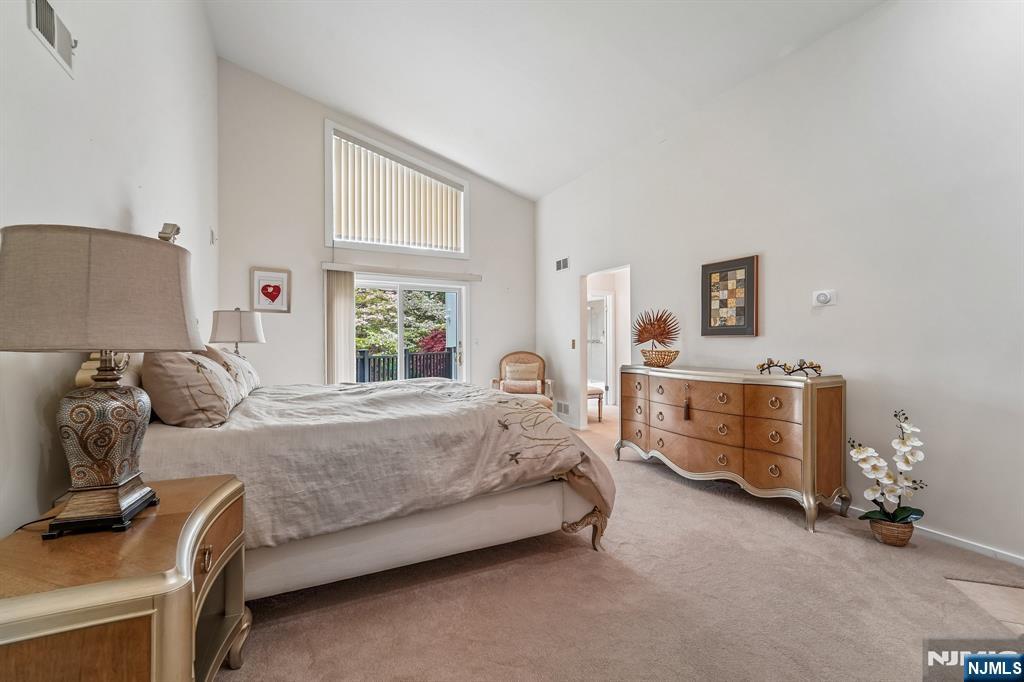 8 Union Hill Road Denville, NJ 07834 - Photo 18 of 50