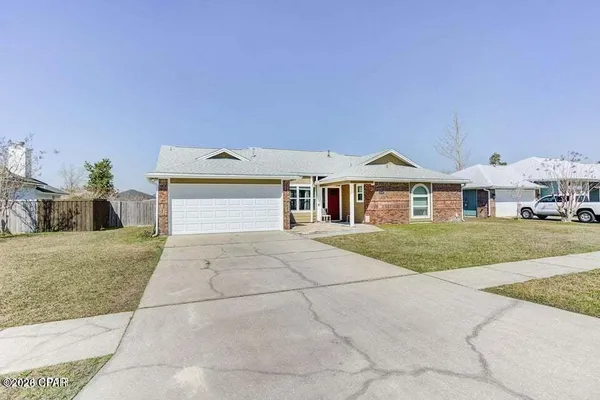 $2,300 | 8107 Heritage Woods Lane, Panama City, FL 32404