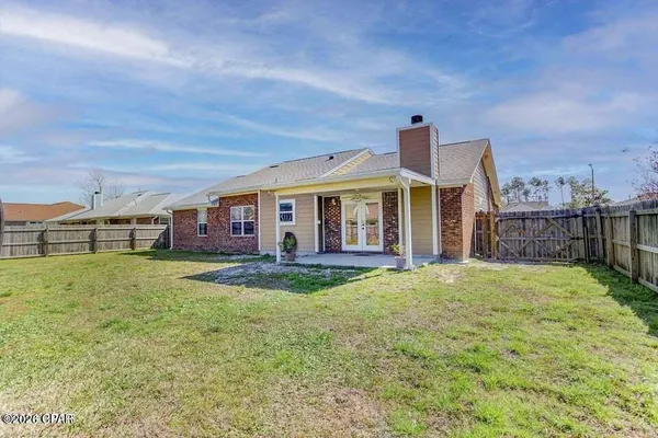 $2,300 | 8107 Heritage Woods Lane, Panama City, FL 32404