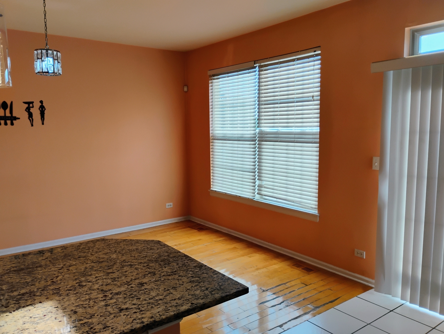 1166 Georgetown Way Vernon Hills, IL 60061 - Photo 13 of 36 a view of a room with window