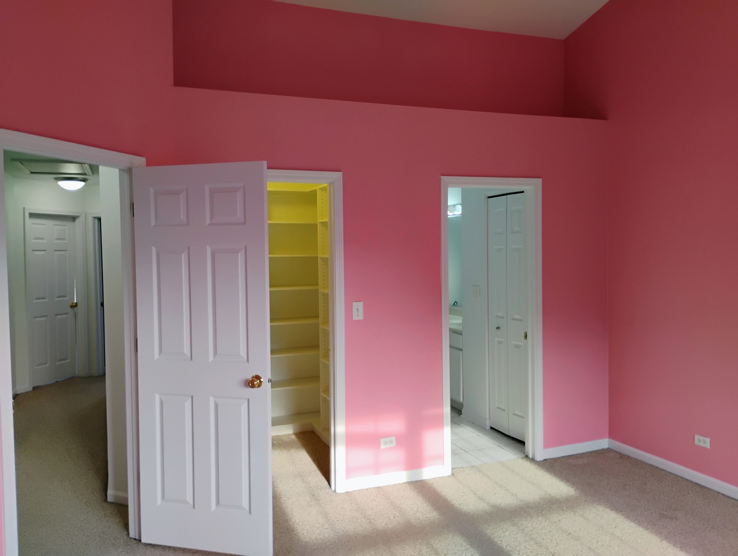 1166 Georgetown Way Vernon Hills, IL 60061 - Photo 16 of 36 a front view of a house