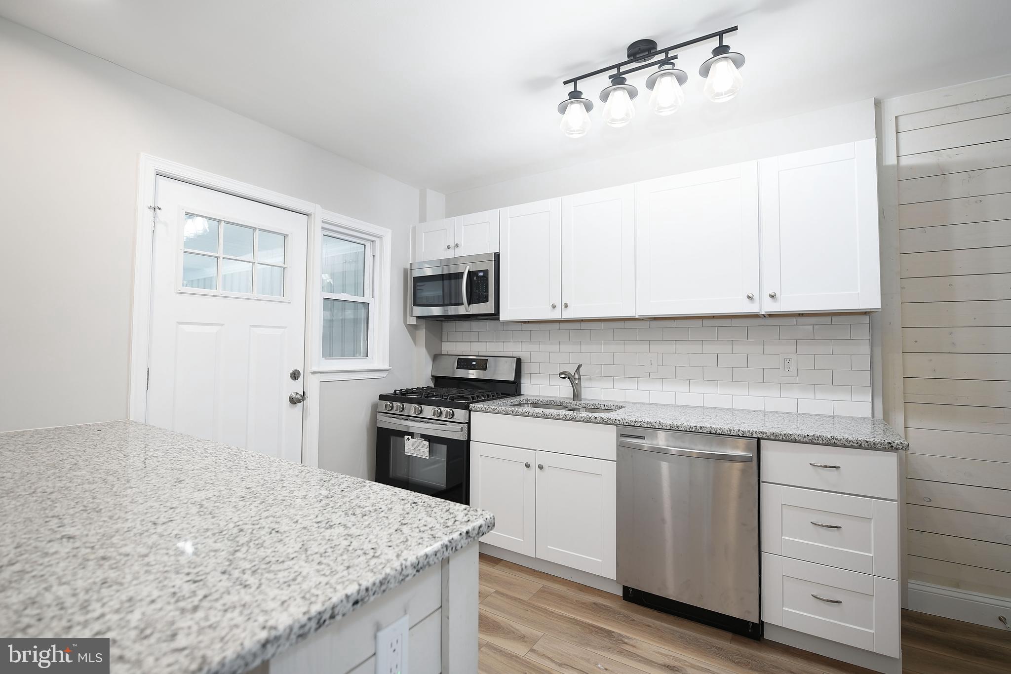 7920 Charlesmont Road Baltimore, MD 21222 - Photo 15 of 33