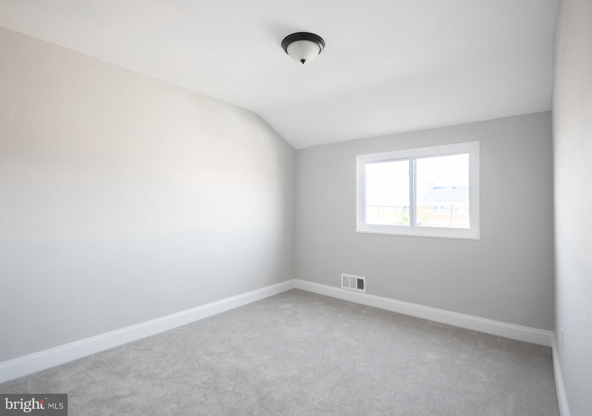 7920 Charlesmont Road Baltimore, MD 21222 - Photo 22 of 33