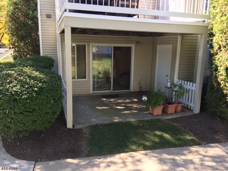 95 Mayfield Road, Unit 95 Bedminster, NJ 07921 - Photo 2 of 9