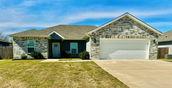 $249,900 | 3828 Skylane Avenue, Corsicana, TX 75110