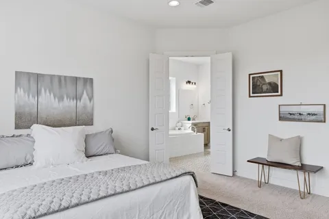 $800,000 | 305 Avena Trail, Austin, TX 78738