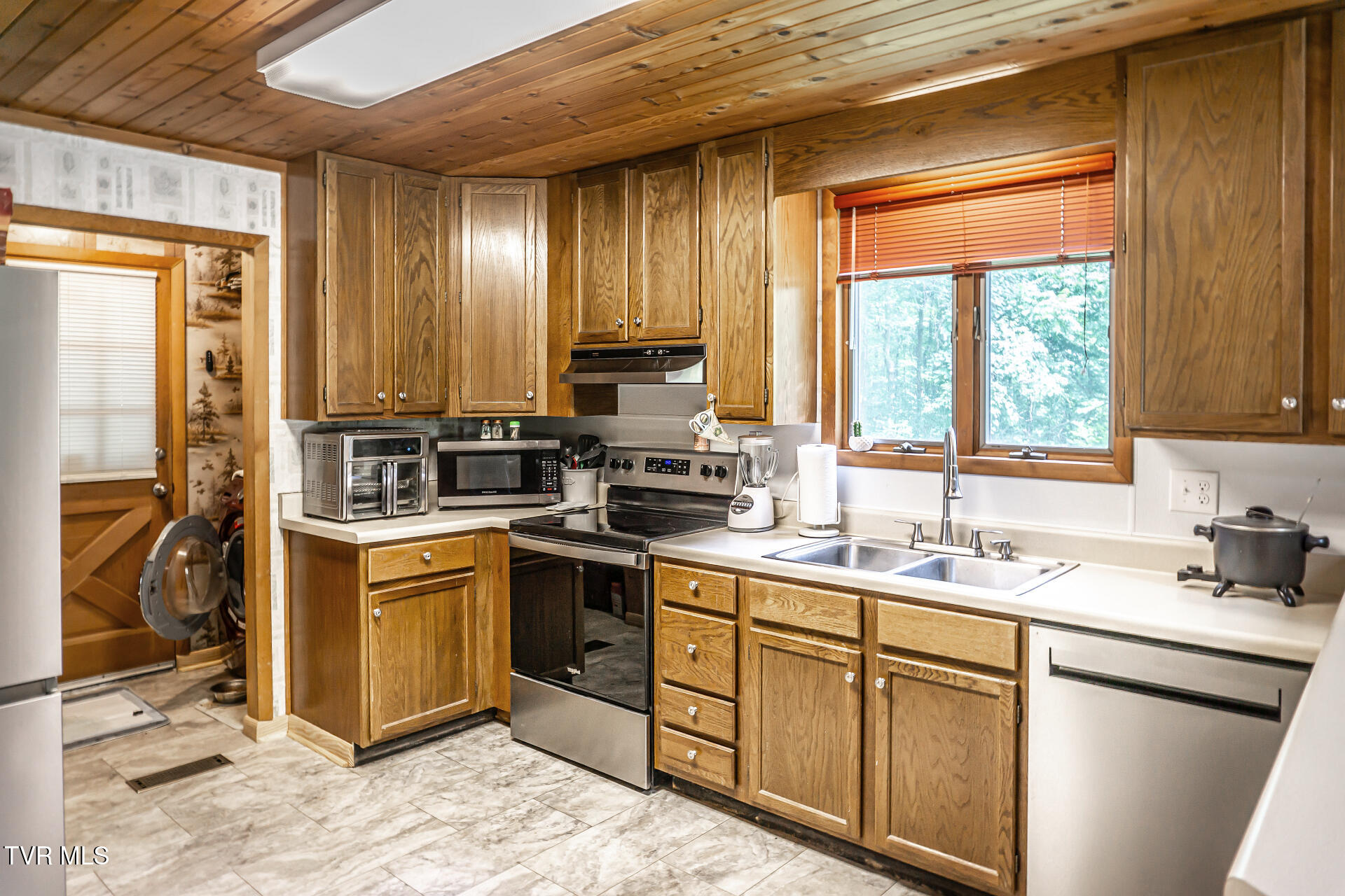 835 Pike Road Greeneville, TN 37745 - Photo 12 of 63 835PikeRdB_018