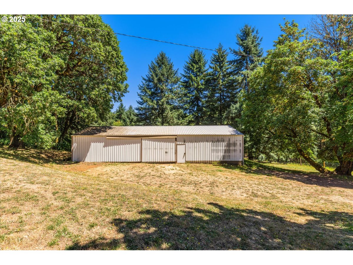 9545 Northeast Red Hills Road Dundee, OR 97115 - Photo 38 of 48 Gallery Image 38