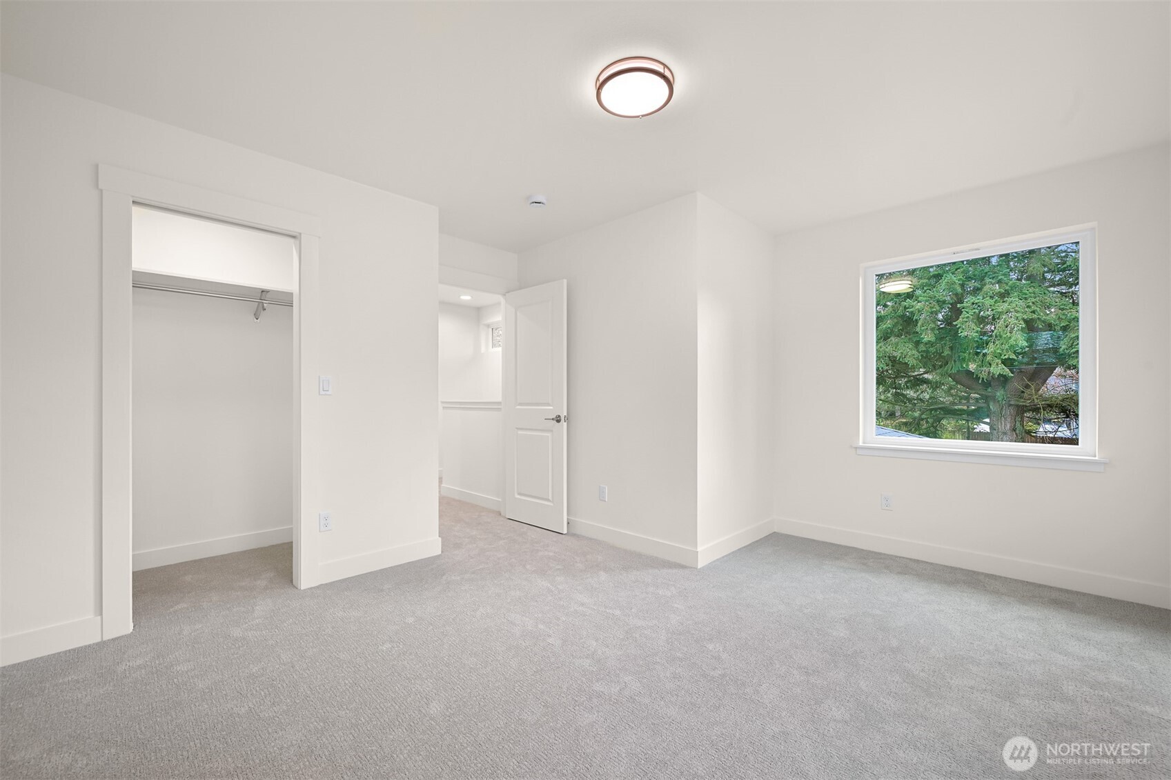 1101 Whidbey Street Bellingham, WA 98229 - Photo 30 of 33