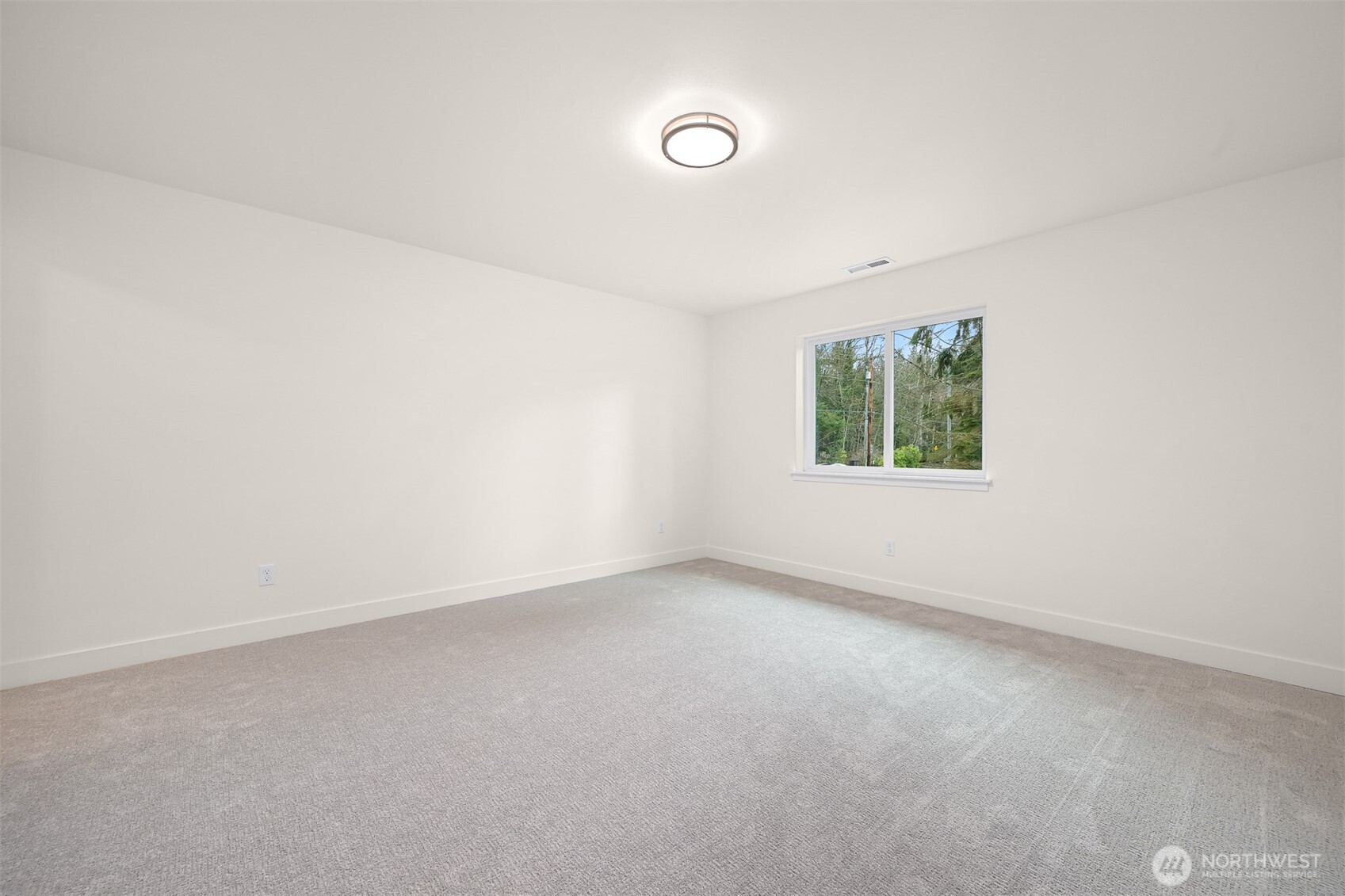 1101 Whidbey Street Bellingham, WA 98229 - Photo 32 of 33