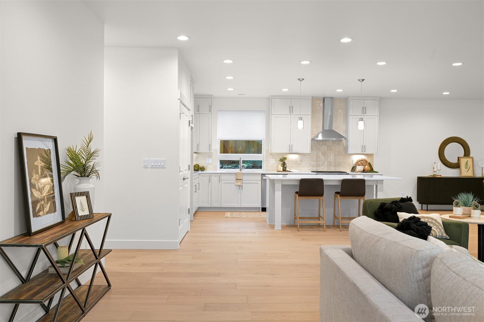 1101 Whidbey Street Bellingham, WA 98229 - Photo 8 of 33