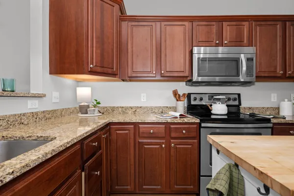 $2,100 | 914 Spence Enclave Court, Nashville, TN 37210