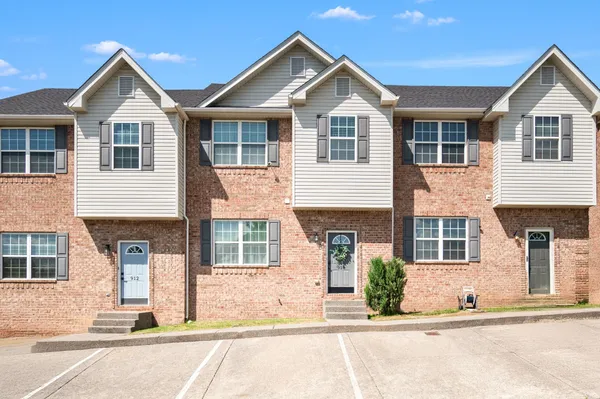 $2,100 | 914 Spence Enclave Court, Nashville, TN 37210