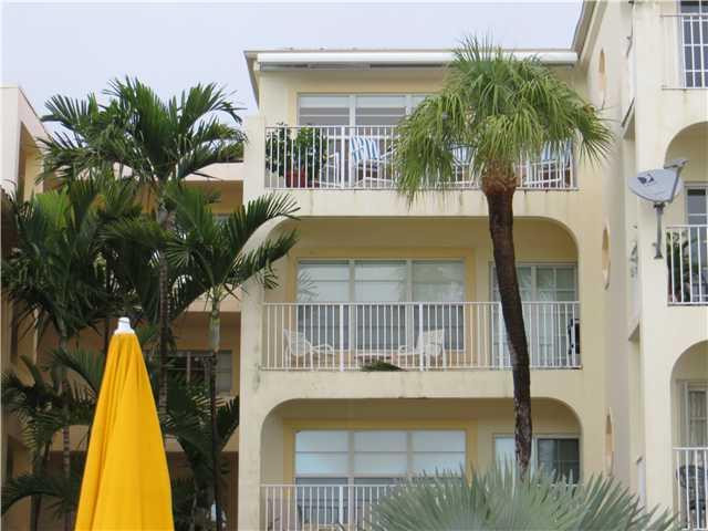 341 North Birch Road, Unit 414 Fort Lauderdale, FL 33304 - Photo 12 of 14 Exterior Front