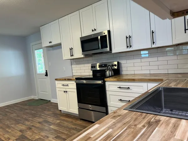 $1,850 | 603 North Denton Avenue, Justin, TX 76247