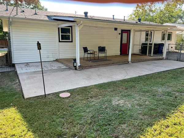 $1,850 | 603 North Denton Avenue, Justin, TX 76247