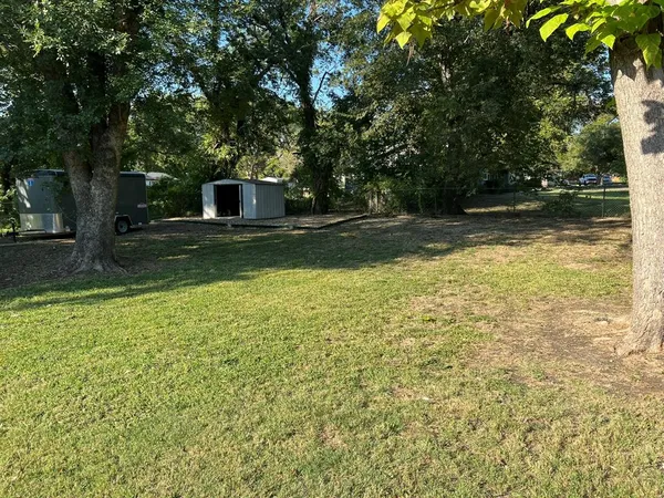 $1,850 | 603 North Denton Avenue, Justin, TX 76247