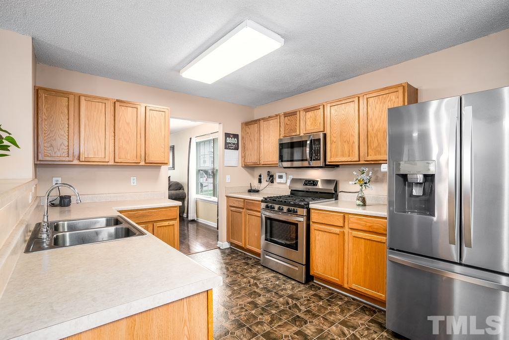 5921 Ricker Road Raleigh, NC 27610 - Photo 10 of 30