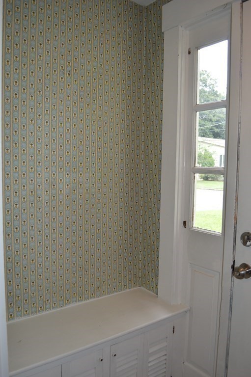14 Fairbanks Road Framingham, MA 01701 - Photo 6 of 21 Gallery Image 6