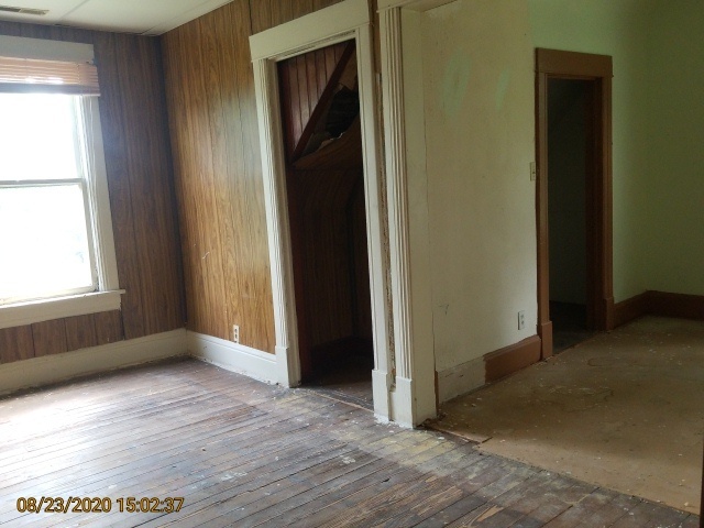 909 North 3rd Street Springfield, IL 62702 - Photo 18 of 22 an empty room with wooden floor and windows