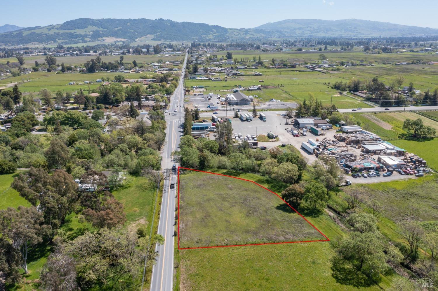 860 Todd Road Santa Rosa, CA 95407 - Photo 2 of 9