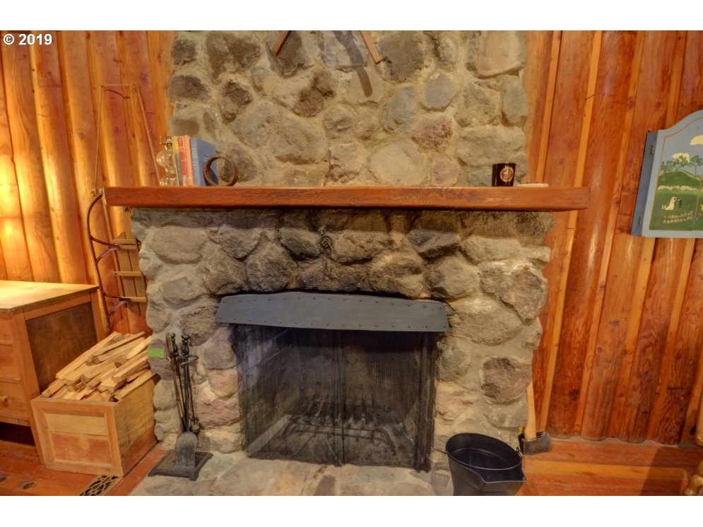 75705 East Road 28 Rhododendron, OR 97049 - Photo 7 of 28 Gallery Image 7