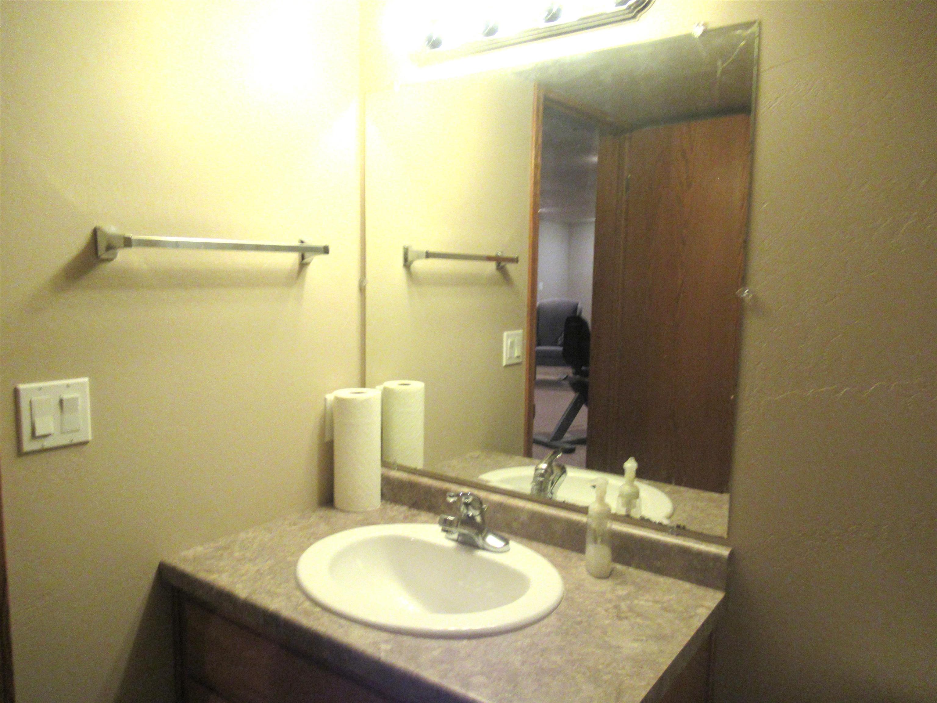 3169 Emory Road Green Bay, WI 54311 - Photo 25 of 30