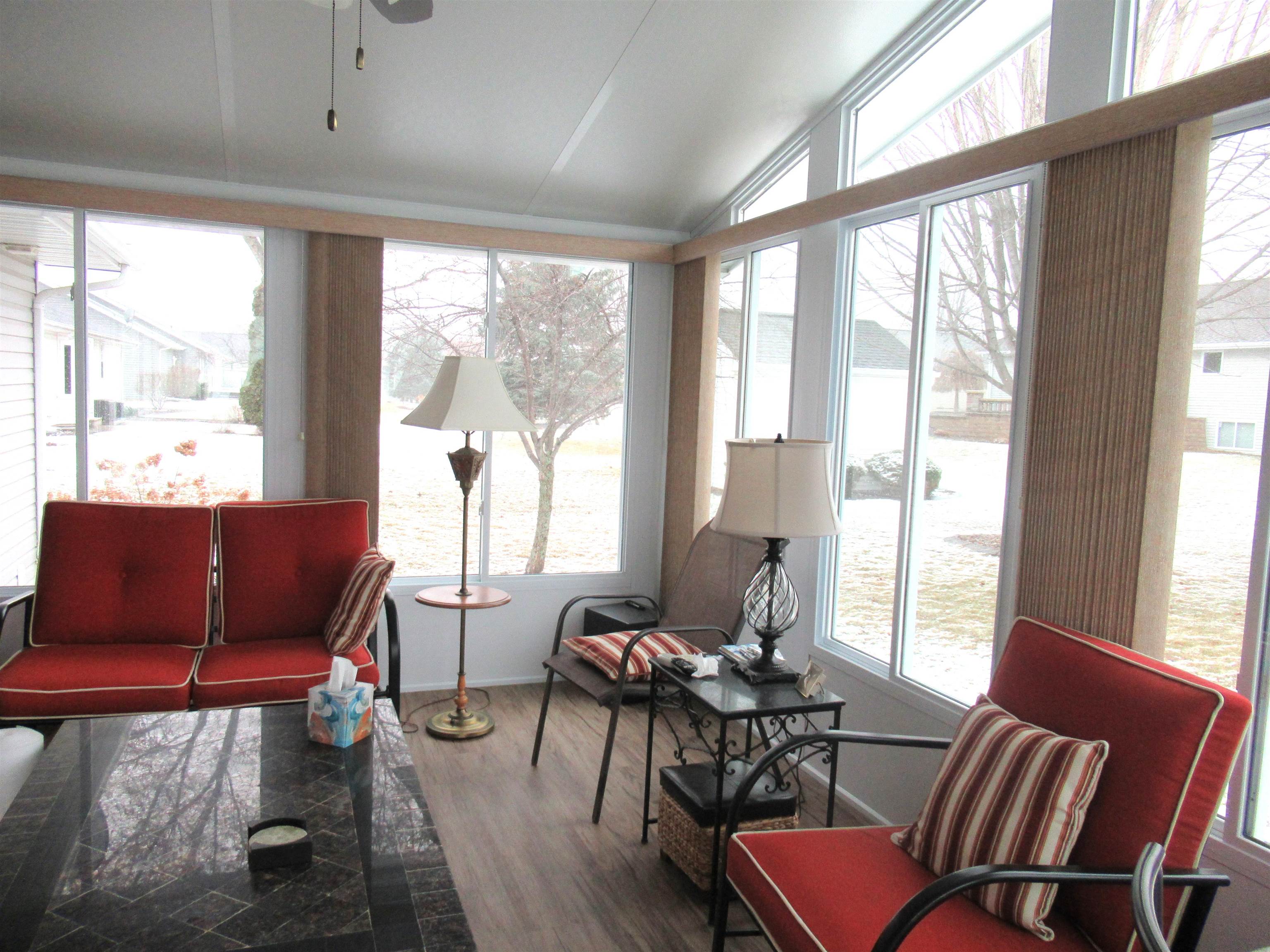 3169 Emory Road Green Bay, WI 54311 - Photo 6 of 30