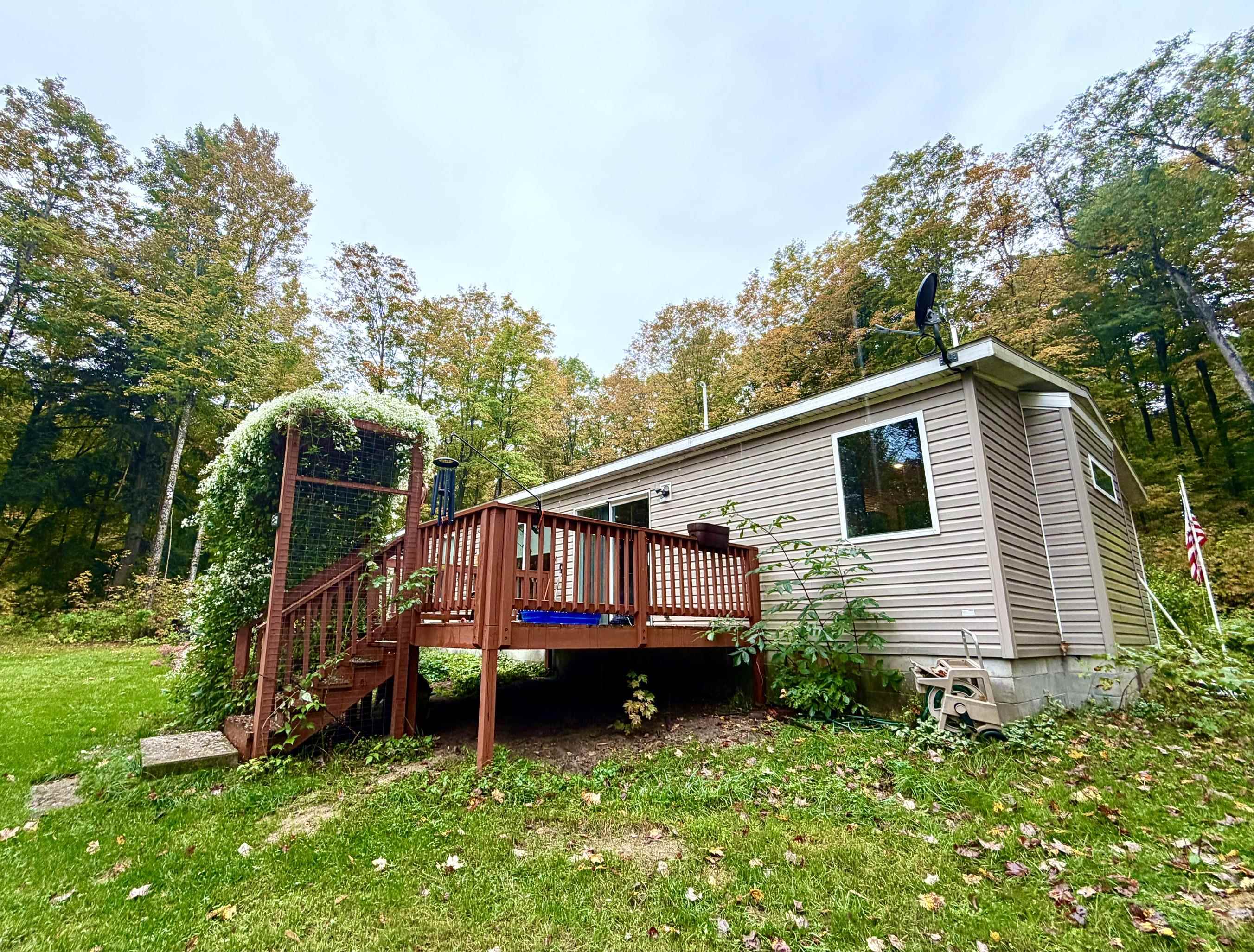 2278 Beeman Road Bellaire, MI 49615 - Photo 4 of 25 1951229-51606991-db65-4897-97f3-9ee49d221f86.JPG