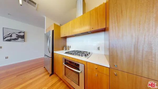 $538,888 | 1155 South Grand Avenue, Unit 516, Los Angeles, CA 90015