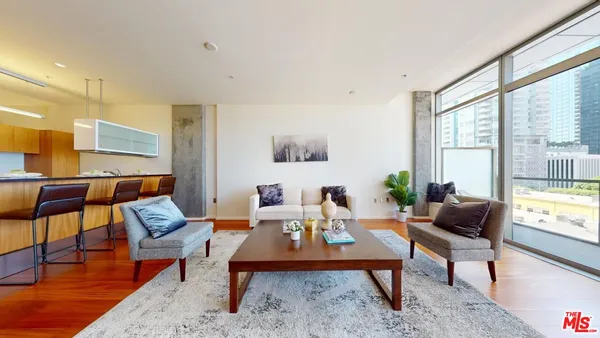 $538,888 | 1155 South Grand Avenue, Unit 516, Los Angeles, CA 90015