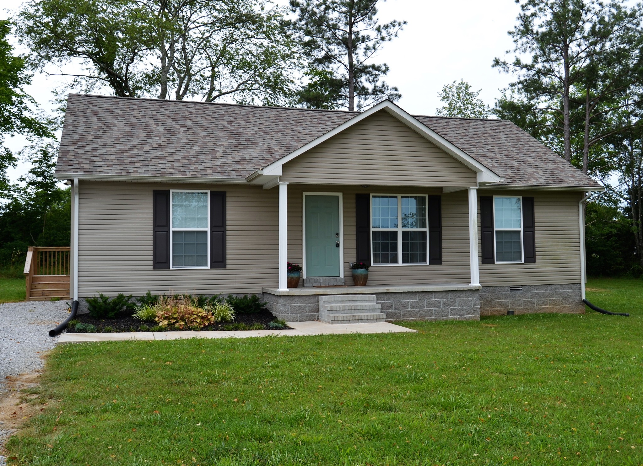 4017 Clanton Road Lawrenceburg, TN 38464 - Photo 2 of 25 Gallery Image 2
