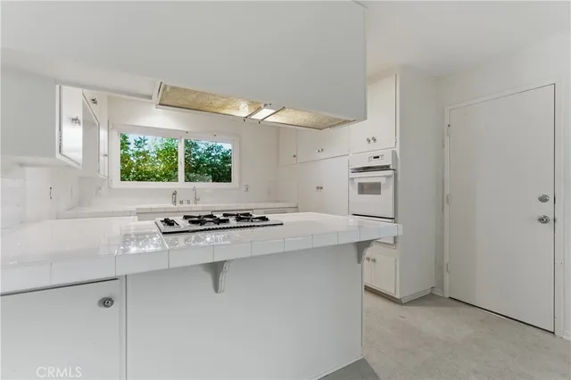 $999,000 | 26136 Veva Way, Calabasas, CA 91302