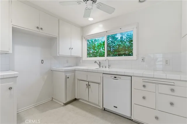 $999,000 | 26136 Veva Way, Calabasas, CA 91302