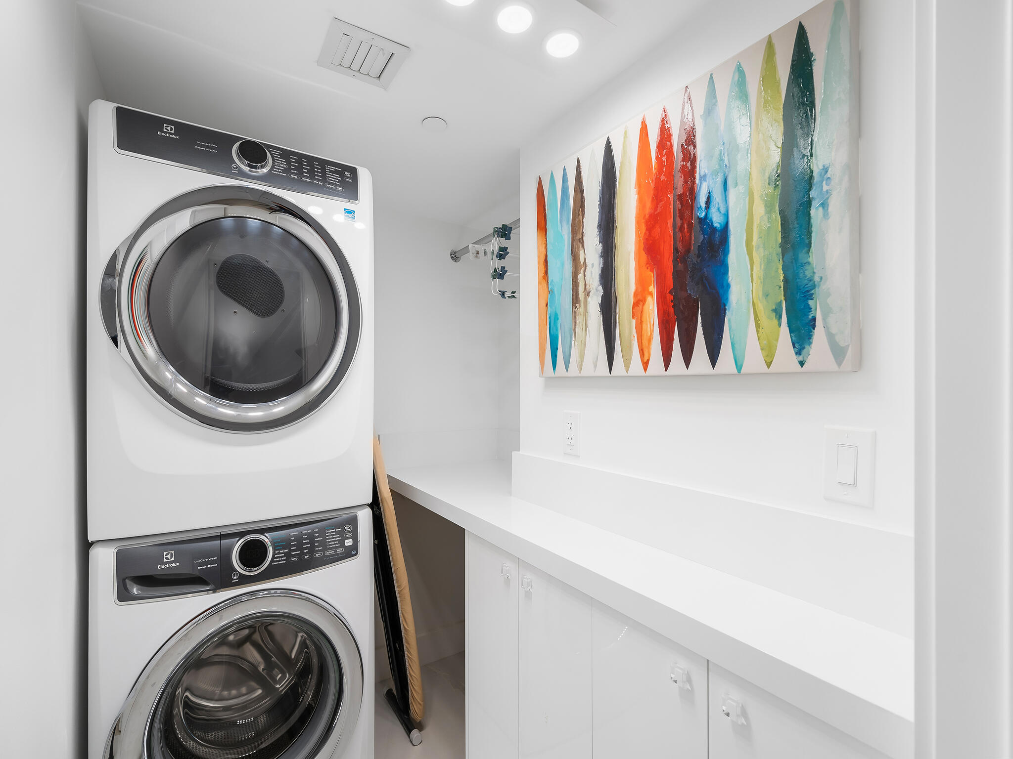 3407 South Ocean Boulevard, Unit PHB Highland Beach, FL 33487 - Photo 34 of 49 a utility room with dryer and washer
