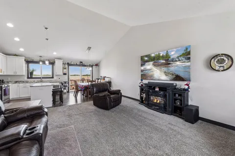 $575,000 | 2809 213th Street West, Farmington, MN 55024