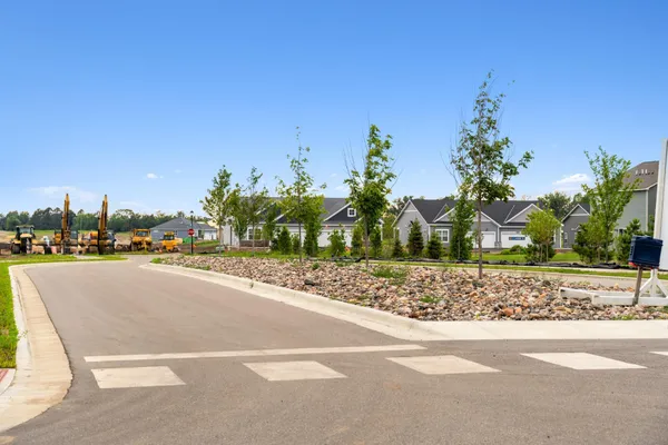 $425,000 | 1225 Edge Circle, Jordan, MN 55352