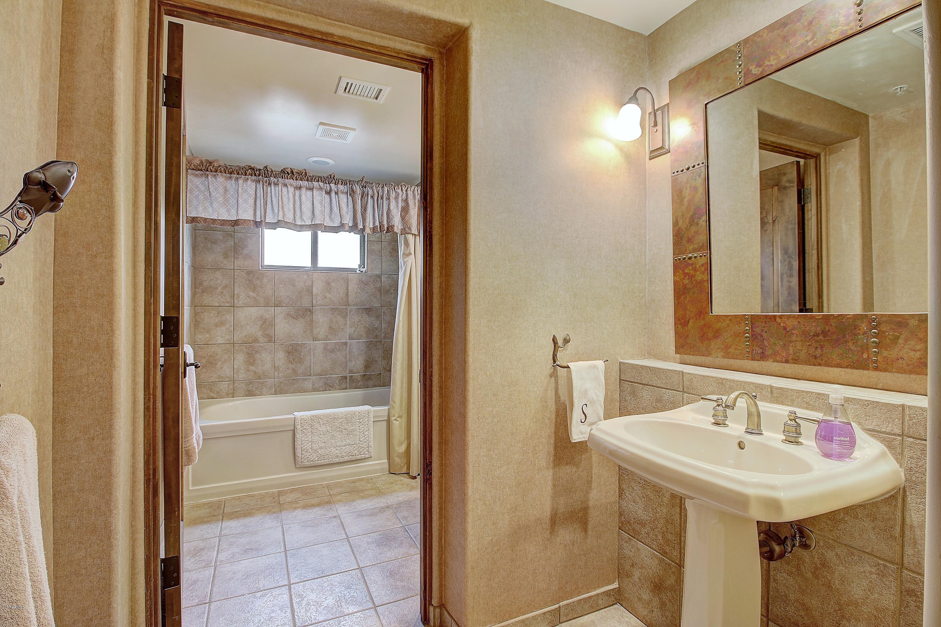 36601 North Mule Train Road, Unit A40 Carefree, AZ 85377 - Photo 26 of 37 Guest Bath 2