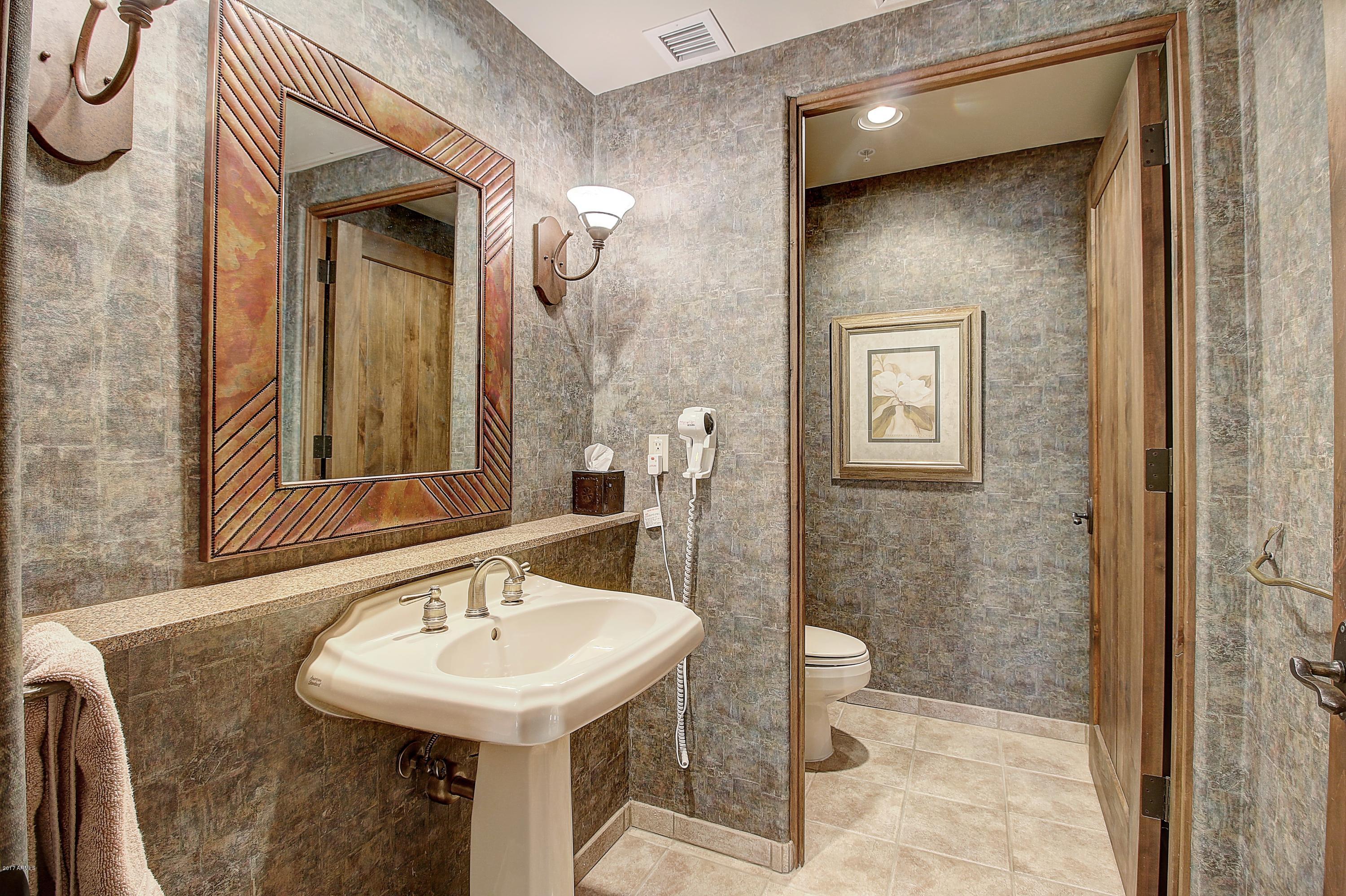 36601 North Mule Train Road, Unit A40 Carefree, AZ 85377 - Photo 29 of 37 2nd Guest Bath