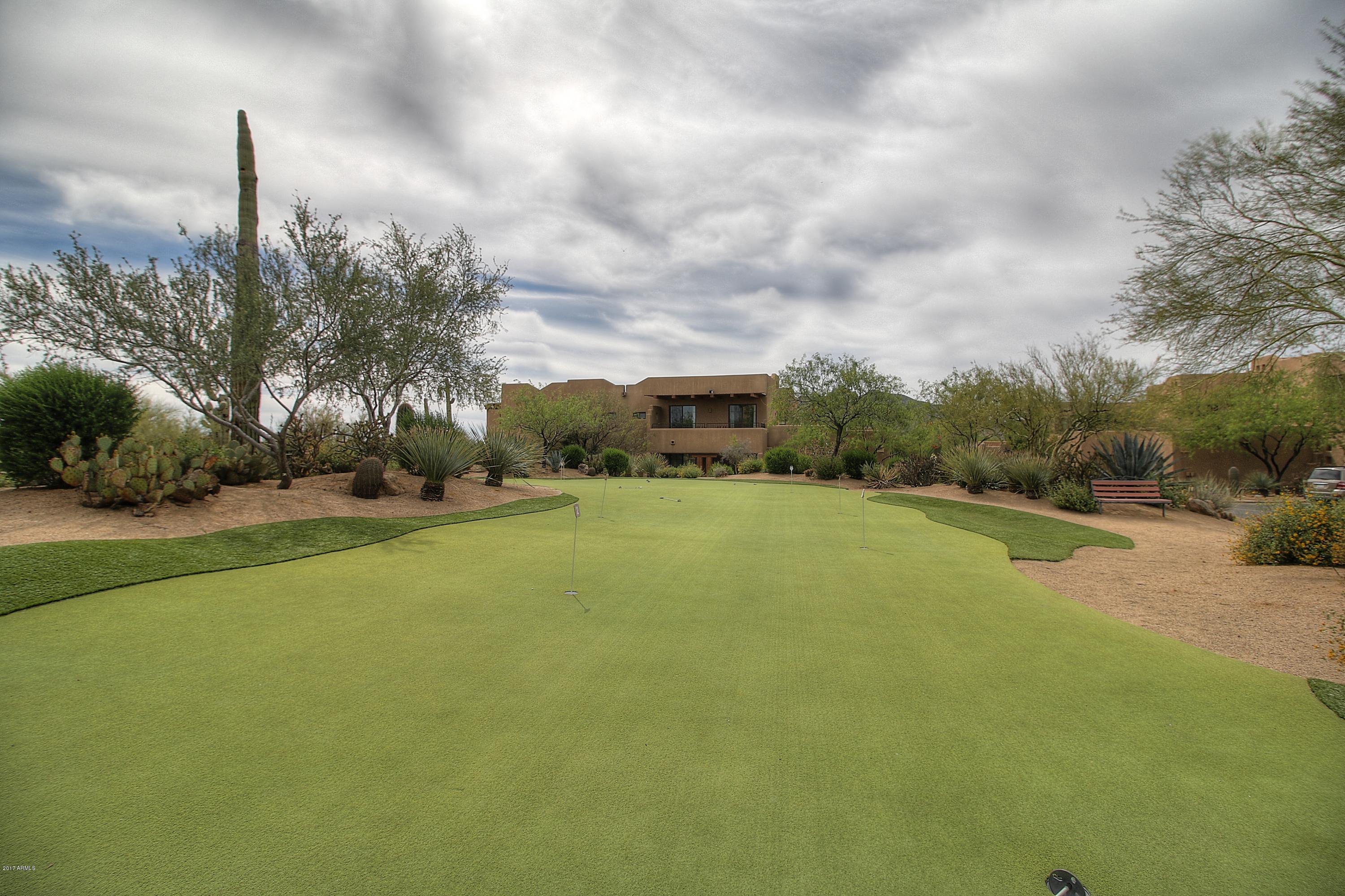 36601 North Mule Train Road, Unit A40 Carefree, AZ 85377 - Photo 37 of 37 Putting Green