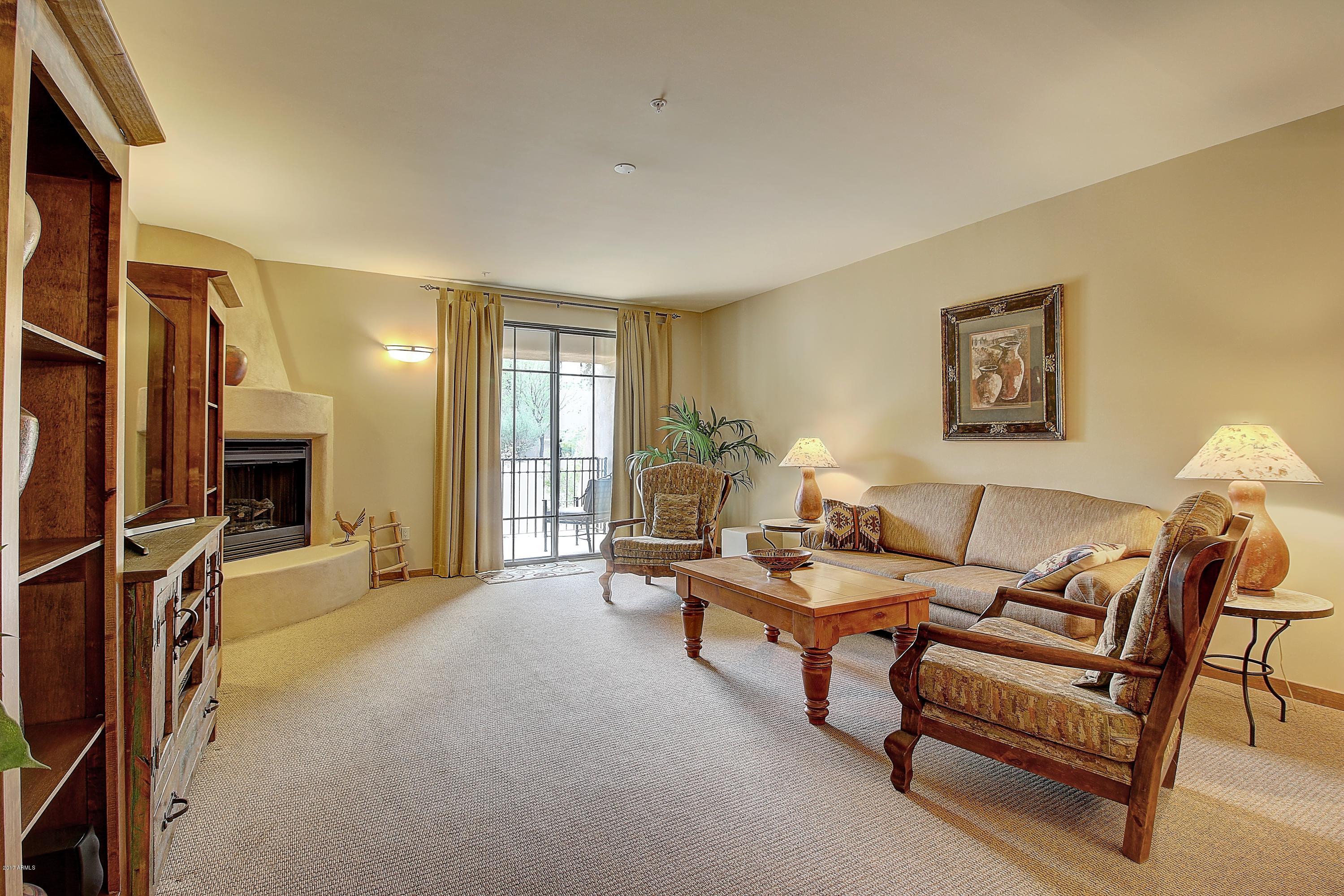 36601 North Mule Train Road, Unit A40 Carefree, AZ 85377 - Photo 7 of 37 Great Room