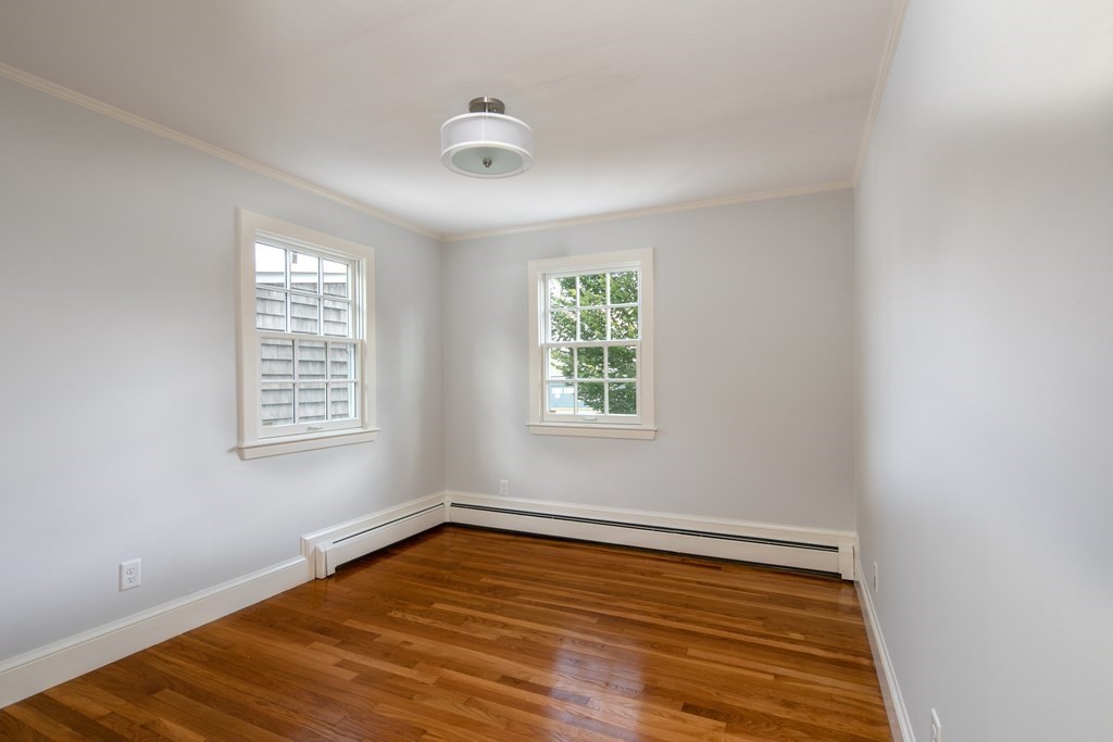 369 Wareham Road, Unit 3 Marion, MA 02738 - Photo 16 of 25 Gallery Image 16