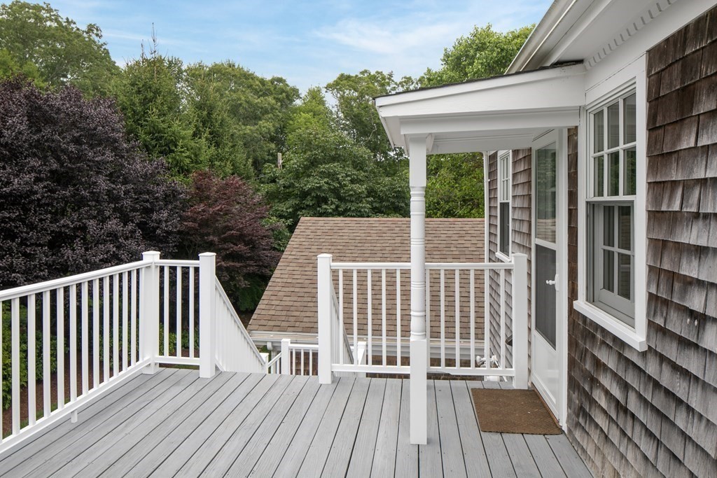 369 Wareham Road, Unit 3 Marion, MA 02738 - Photo 8 of 25 Gallery Image 8