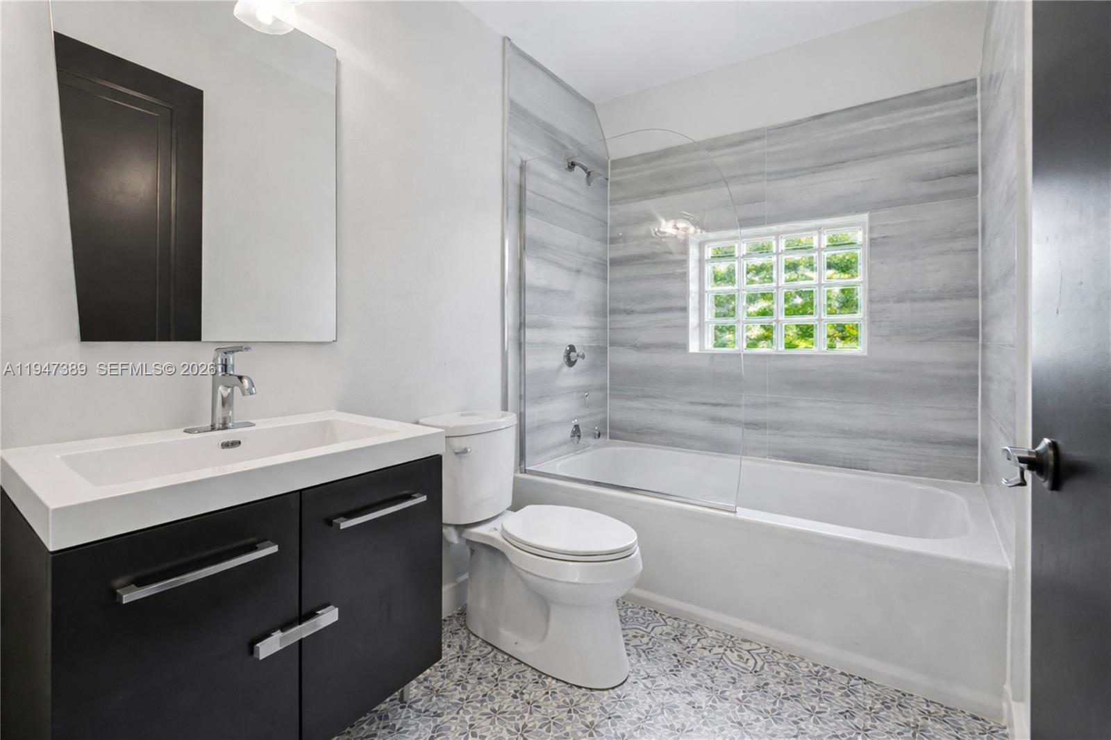 2533 Southwest 5th Street Miami, FL 33135 - Photo 24 of 33