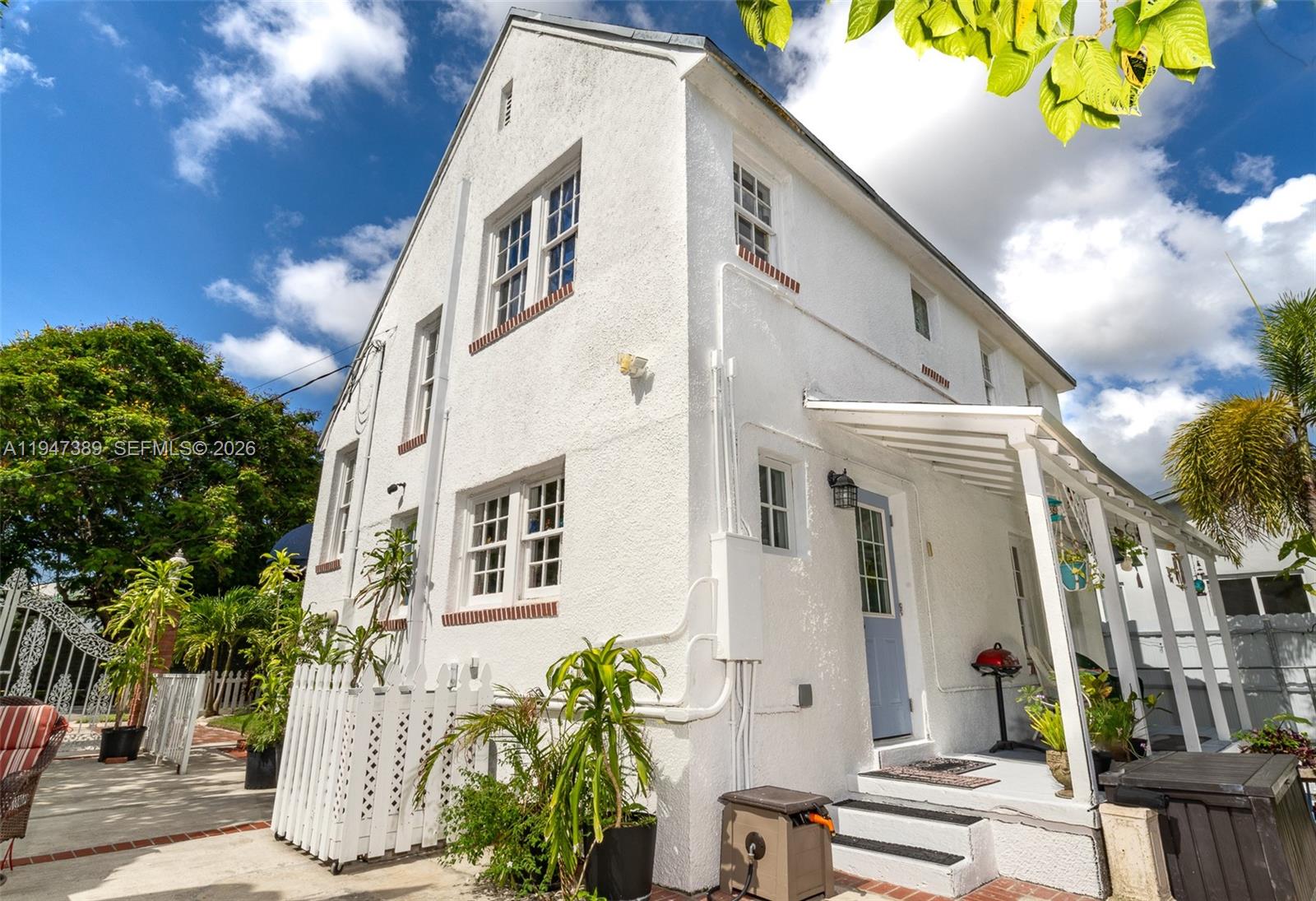 2533 Southwest 5th Street Miami, FL 33135 - Photo 4 of 33